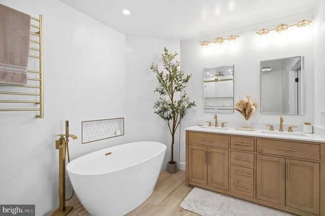 9622 RIDGE AVE, Fairfax, VA 22030