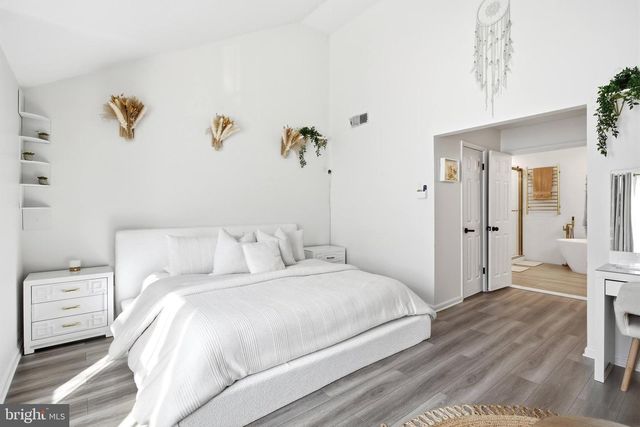 9622 RIDGE AVE, Fairfax, VA 22030