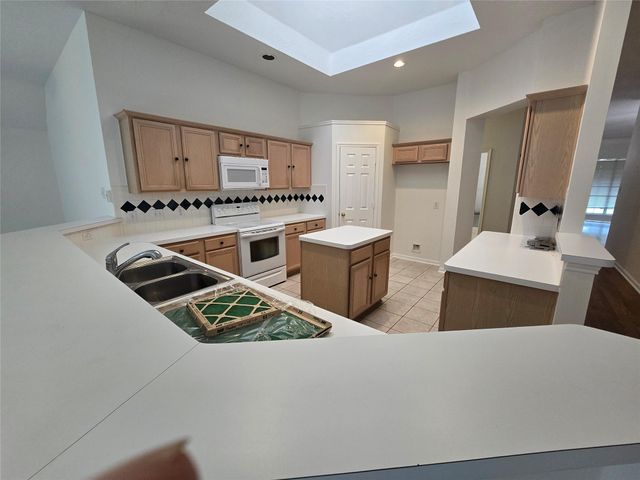 4814 Windy Way, Pasadena, TX 77505