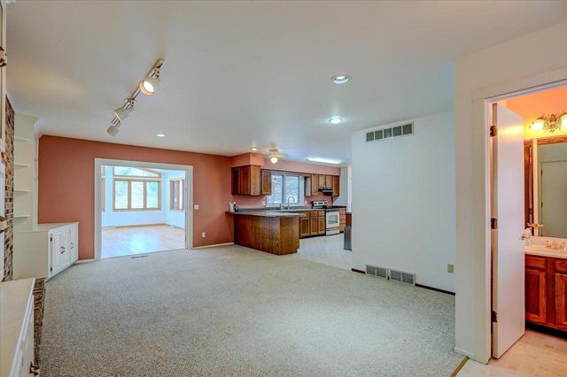 5654 Pennwall Street, Fitchburg, WI 53711