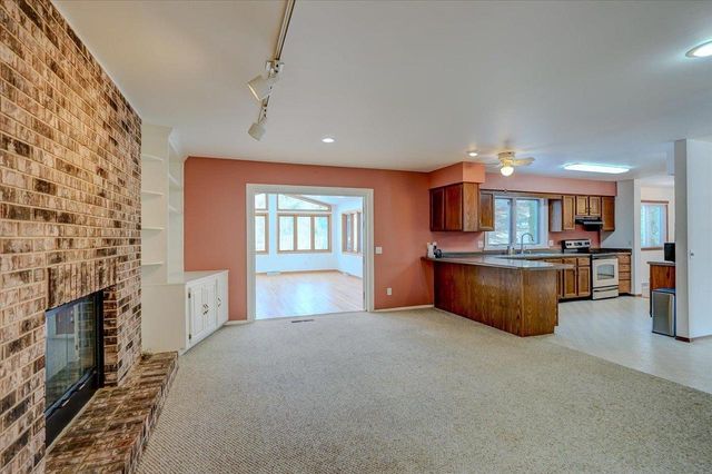 5654 Pennwall Street, Fitchburg, WI 53711