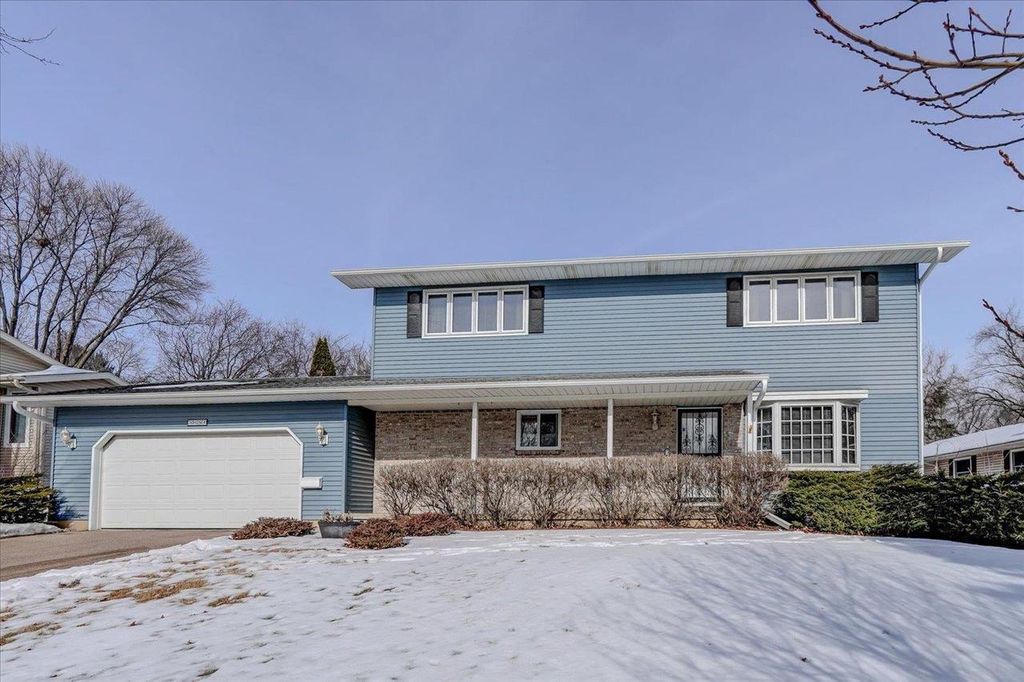 5654 Pennwall Street, Fitchburg, WI 53711