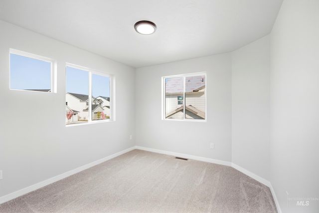7435 W Newtown Dr, Eagle, ID 83616