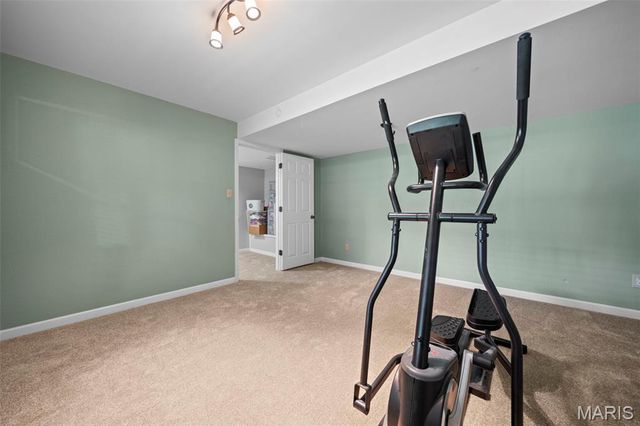 2073 Meadowbrook Way Drive, Chesterfield, MO 63017