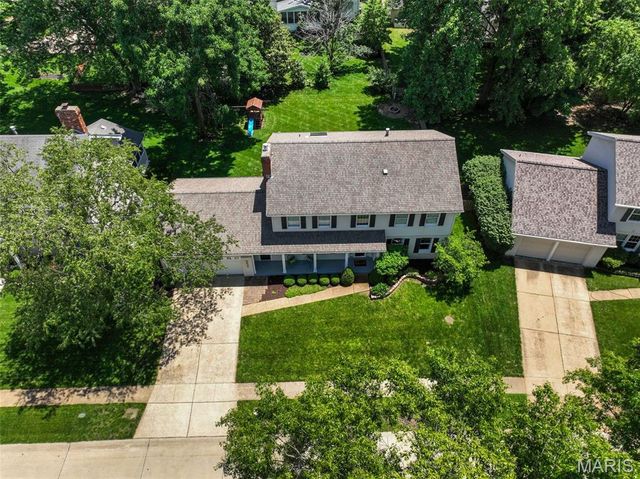 2073 Meadowbrook Way Drive, Chesterfield, MO 63017