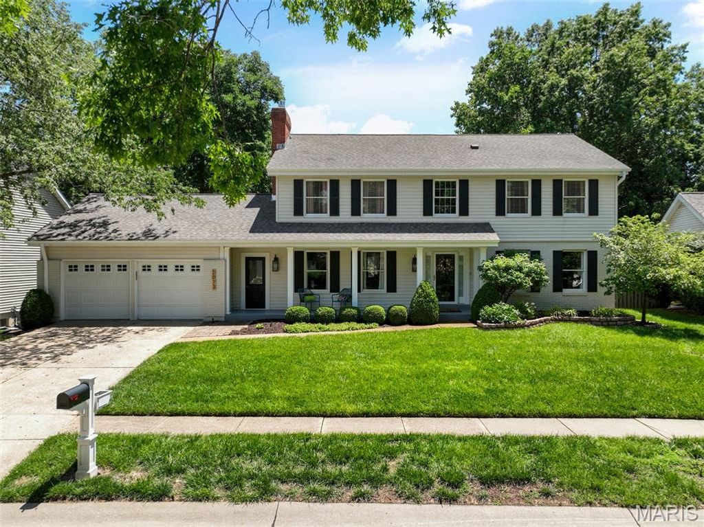 2073 Meadowbrook Way Drive, Chesterfield, MO 63017