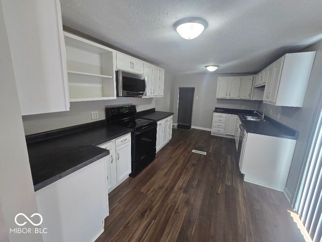 532 Alexandria Pike, Anderson, IN 46012