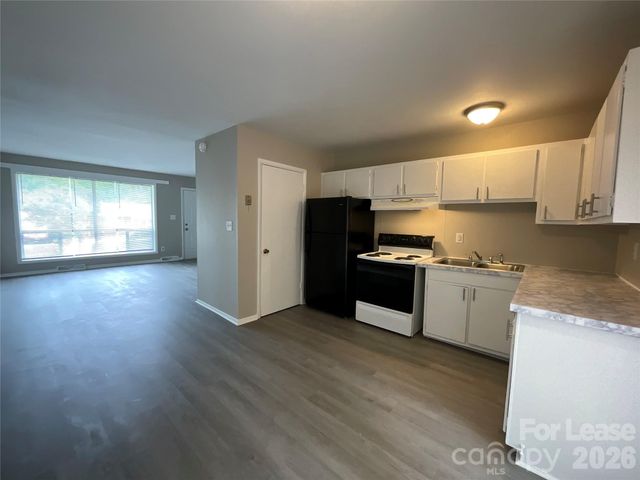 4928 Malibu Drive, Charlotte, NC 28215
