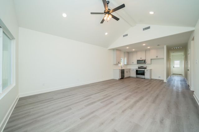 390 Alexander Street, Kilgore, TX 75662