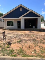 390 Alexander Street, Kilgore, TX 75662