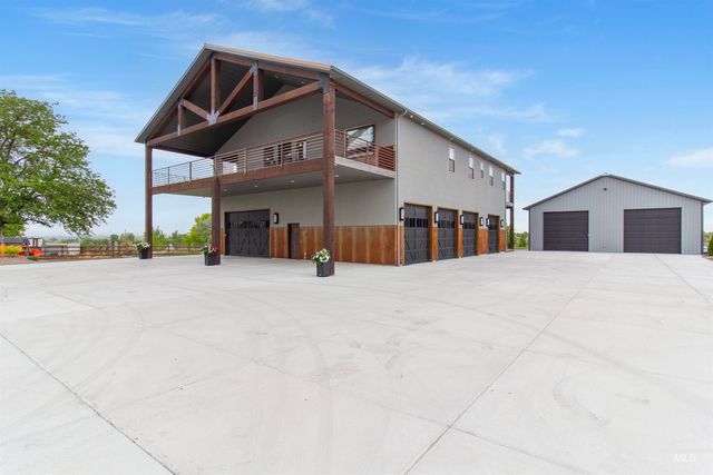 3824 N 2100 E, Filer, ID 83328