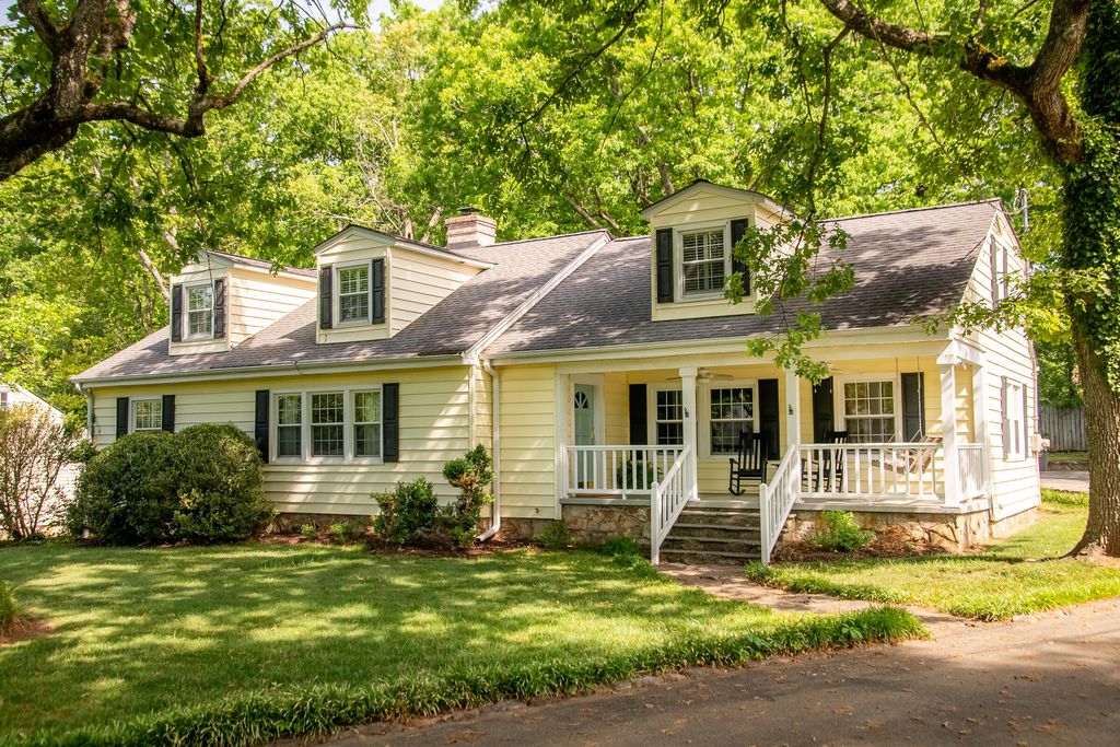 310 Marvin Lane, Lookout Mountain, GA 30750