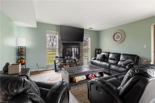 5104 Long Beach CT, Virginia Beach, VA 23464