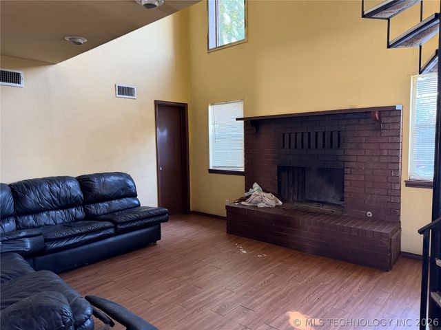 12306 E 18th Place, Tulsa, OK 74128