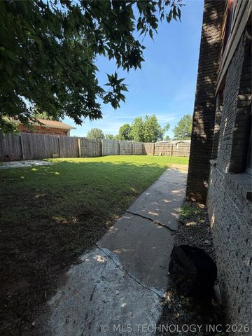 12306 E 18th Place, Tulsa, OK 74128