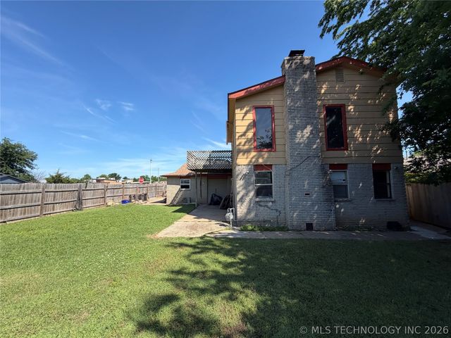 12306 E 18th Place, Tulsa, OK 74128