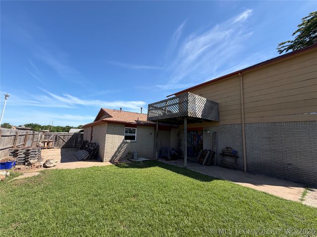 12306 E 18th Place, Tulsa, OK 74128