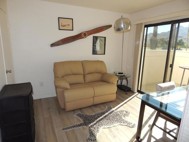 2010 Lawrence Crossley Road 1, Palm Springs, CA 92264