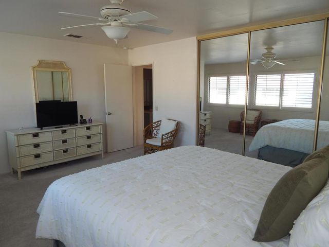 2010 Lawrence Crossley Road 1, Palm Springs, CA 92264