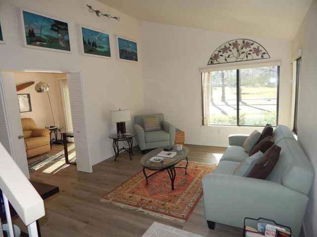 2010 Lawrence Crossley Road 1, Palm Springs, CA 92264