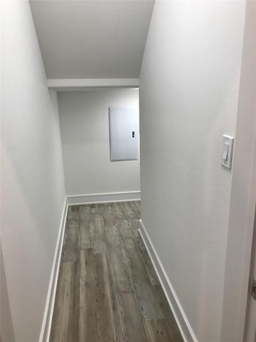 1111 Edwards Street, Houston, TX 77007