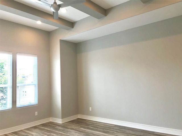 1111 Edwards Street, Houston, TX 77007