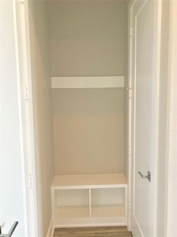 1111 Edwards Street, Houston, TX 77007