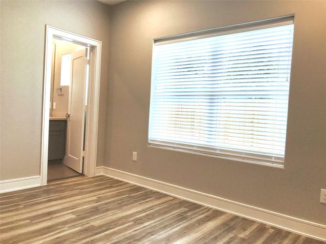 1111 Edwards Street, Houston, TX 77007