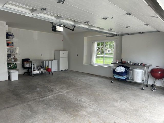 W397N5996 Autumn Woods DRIVE, Oconomowoc, WI 53066