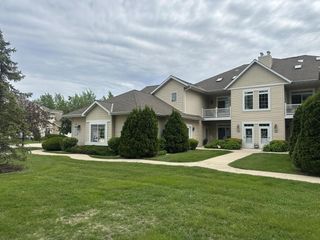 W397N5996 Autumn Woods DRIVE, Oconomowoc, WI 53066