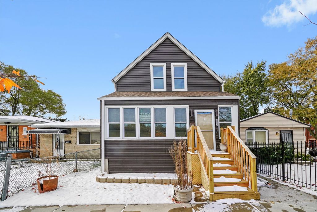 7918 S Anthony Avenue, Chicago, IL 60619