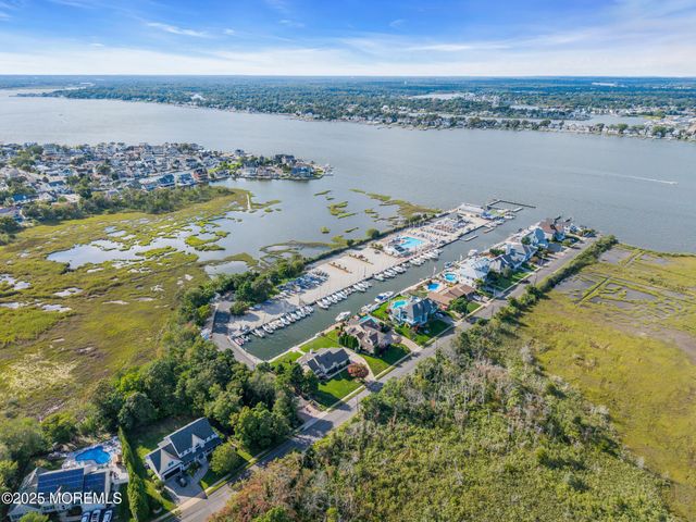 194 Mantoloking Road, Brick, NJ 08723