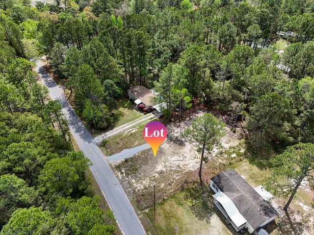 164 Memorial Lane, Freeport, FL 32439