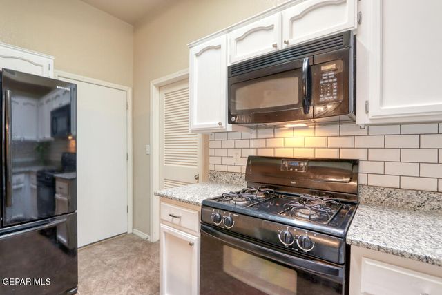 14241 SMOKEY POINT Drive, El Paso, TX 79938