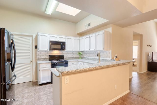 14241 SMOKEY POINT Drive, El Paso, TX 79938