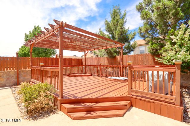 14241 SMOKEY POINT Drive, El Paso, TX 79938