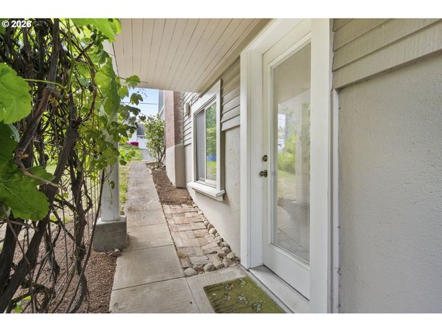 530 Se 71ST Ave, Portland, OR 97215