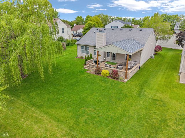 1917 Central Park Boulevard W, Greenwood, IN 46143