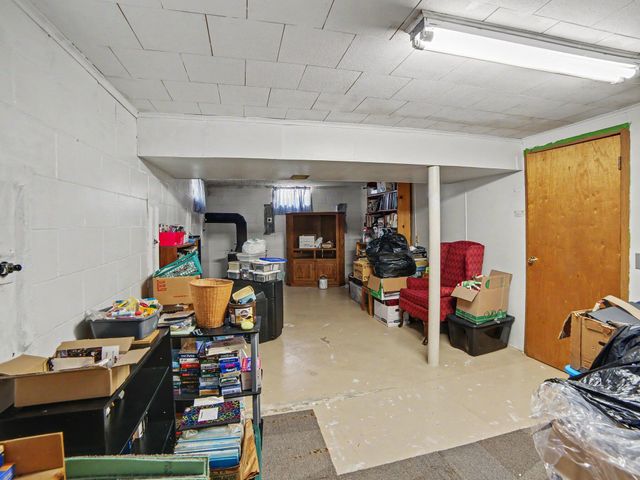 354 Lesada Avenue, Shelby, MI 49455