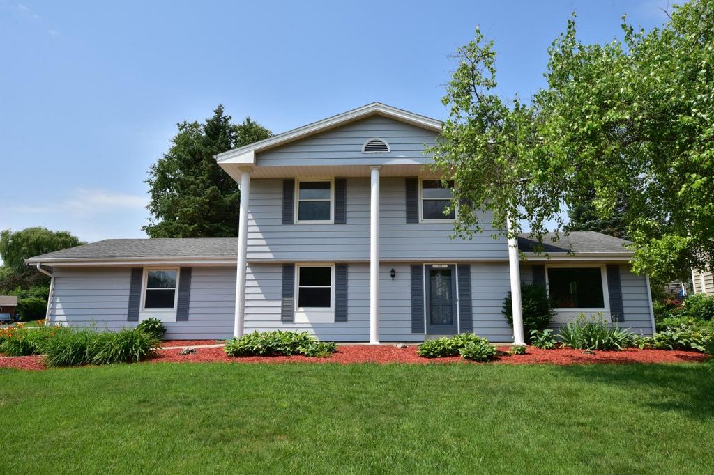 1755 Linden STREET, Grafton, WI 53024
