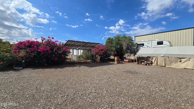 17633 W OCOTILLO Road, Waddell, AZ 85355