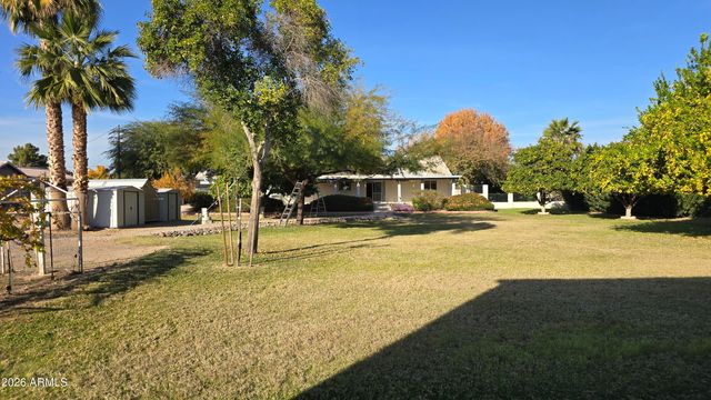 17633 W OCOTILLO Road, Waddell, AZ 85355