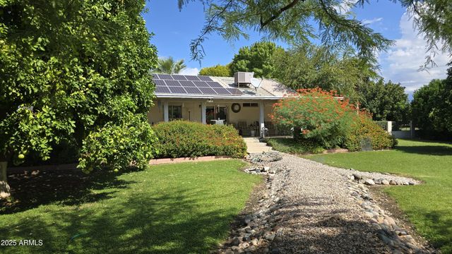 17633 W OCOTILLO Road, Waddell, AZ 85355