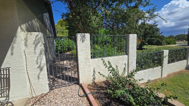 17633 W OCOTILLO Road, Waddell, AZ 85355