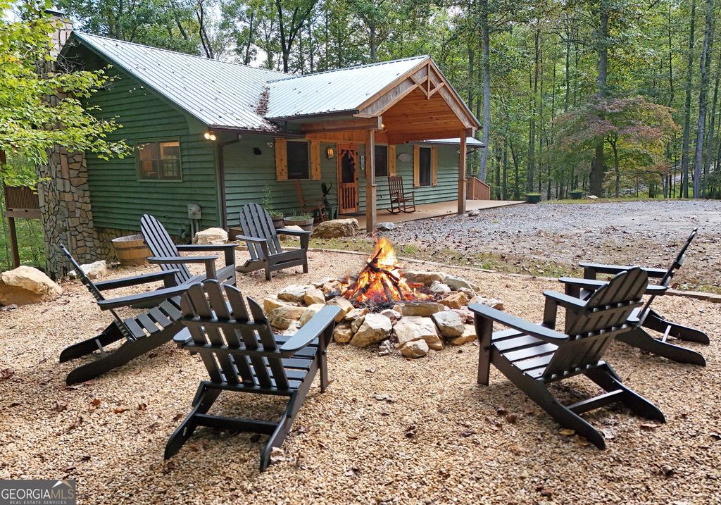 2722 Daves Road, Morganton, GA 30560