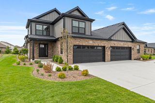 2615 Delavan Drive, New Lenox, IL 60451