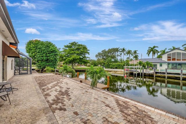 3901 NE 23rd Terrace, Lighthouse Point, FL 33064