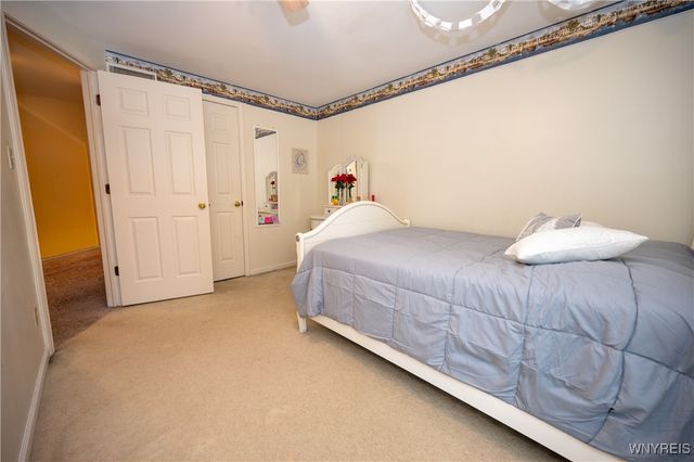 386 Old Oak Post Road, Amherst, NY 14051