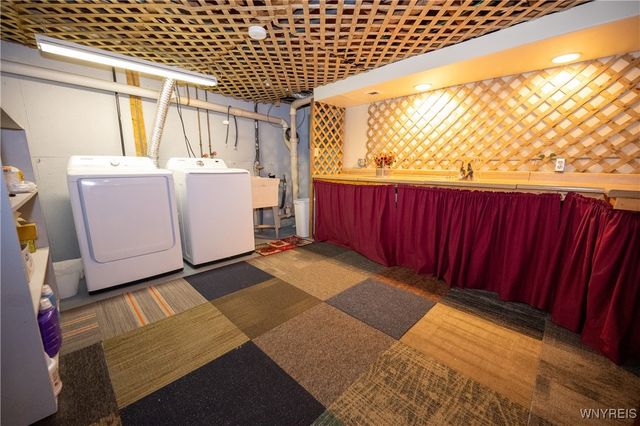 386 Old Oak Post Road, Amherst, NY 14051