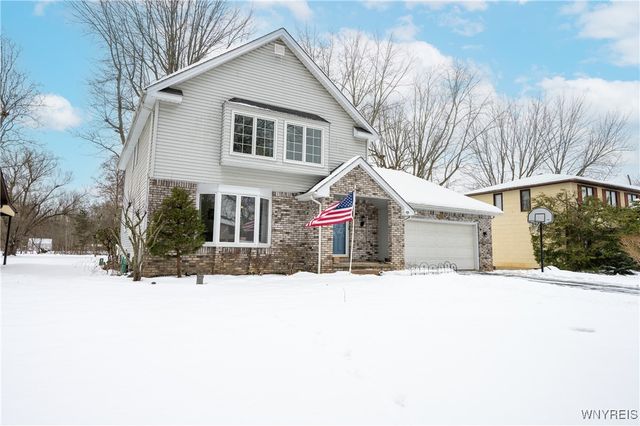 386 Old Oak Post Road, Amherst, NY 14051